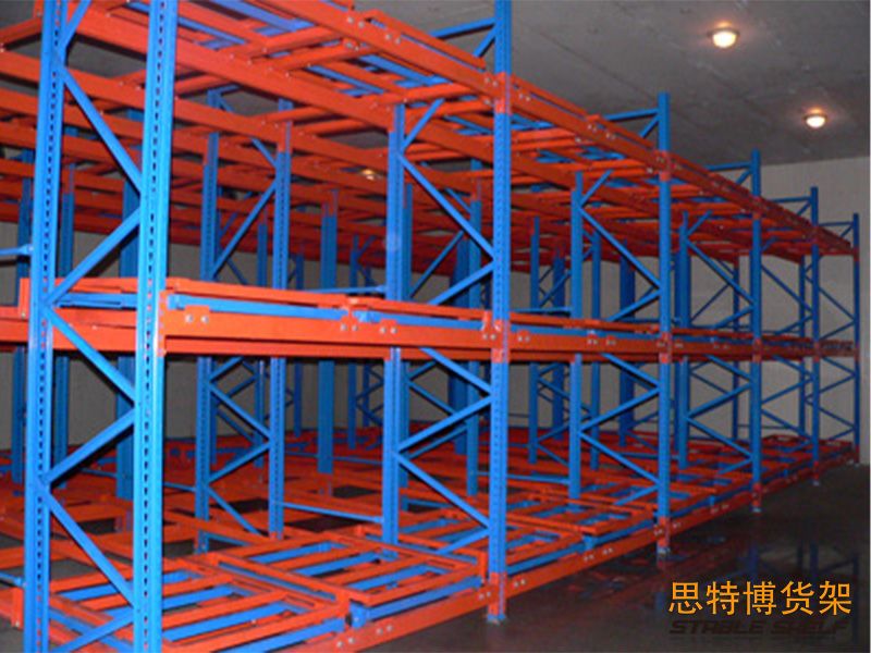 压入式货架-003